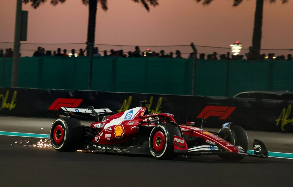 Ferrari define data de lançamento do carro para 2026 e promete abordagem ‘agressiva’