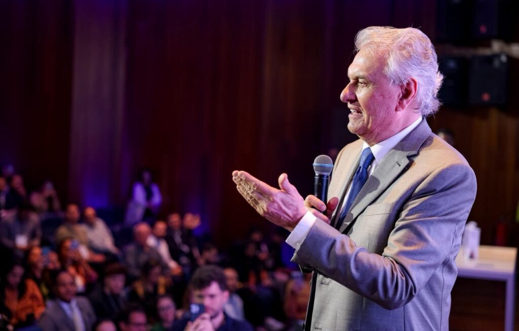 Caiado prestigia Encontro Anual de Gestores em Goiânia