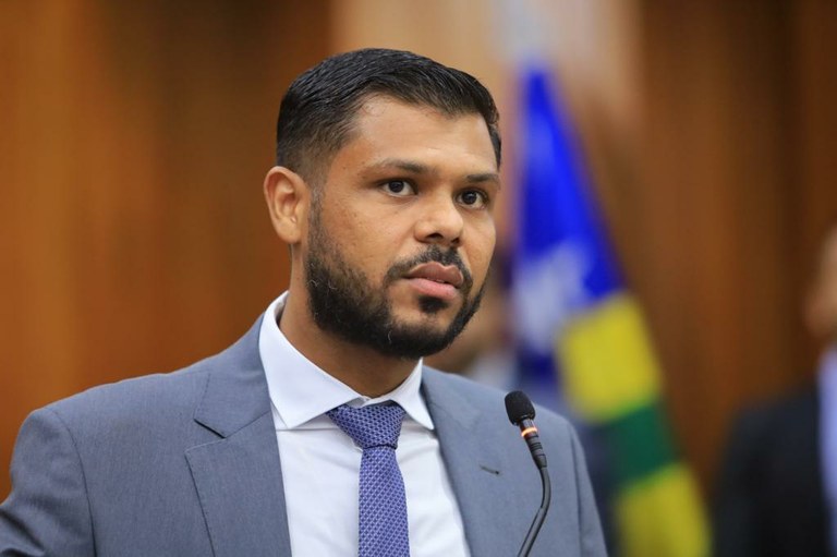 Policarpo garante centro de treinamento esportivo padrão Fifa com investimento de R$ 15 milhões em Goiânia