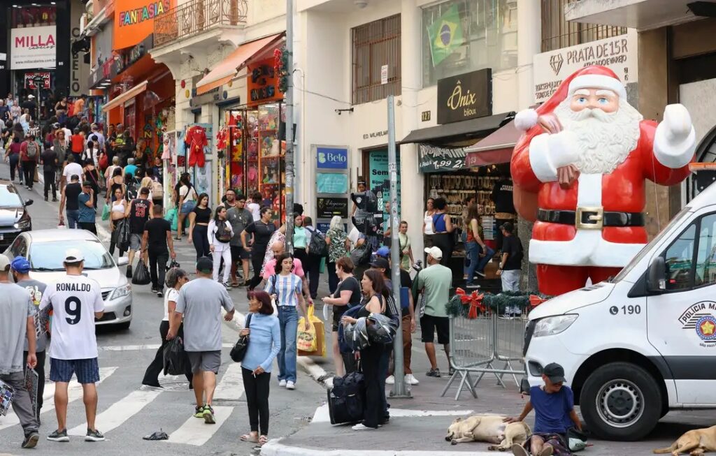 Desemprego até novembro cai para 5,2% e volta a atingir menor taxa da série histórica