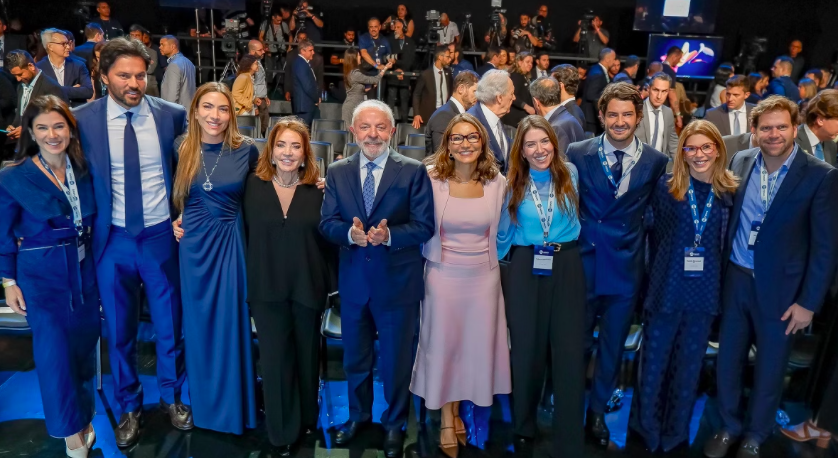 Janja reage a vídeo de Zezé Di Camargo e vê ataque misógino às filhas de Silvio Santos