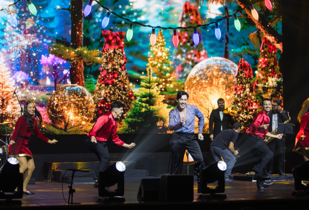 Centro Cultural Oscar Niemeyer recebe Hugo Vitti com show “Especial de Natal”