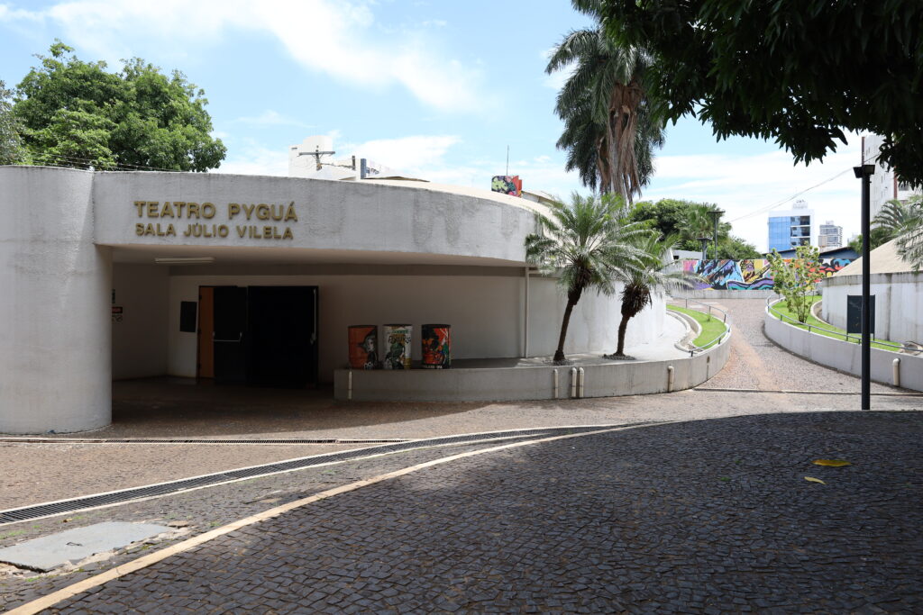 Goiás tem fim de semana com cinema gratuito, exposições e show de rock independente