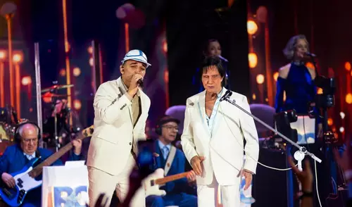 João Gomes se pronuncia e nega ‘climão’ com Roberto Carlos em show especial