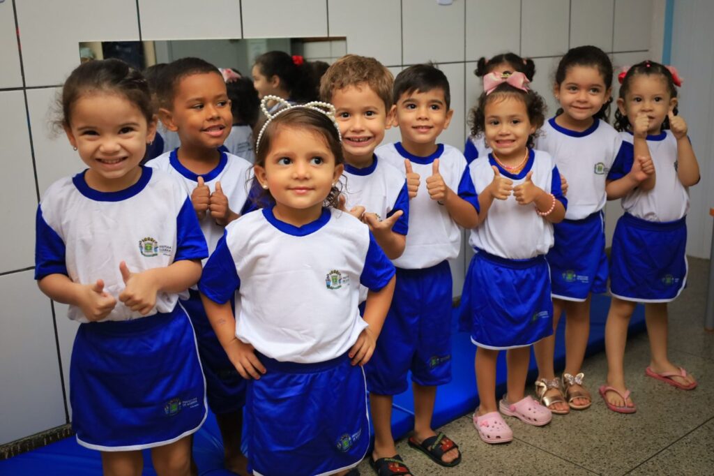 Goiânia: Pais de alunos poderão receber crédito para compra de uniforme escolar