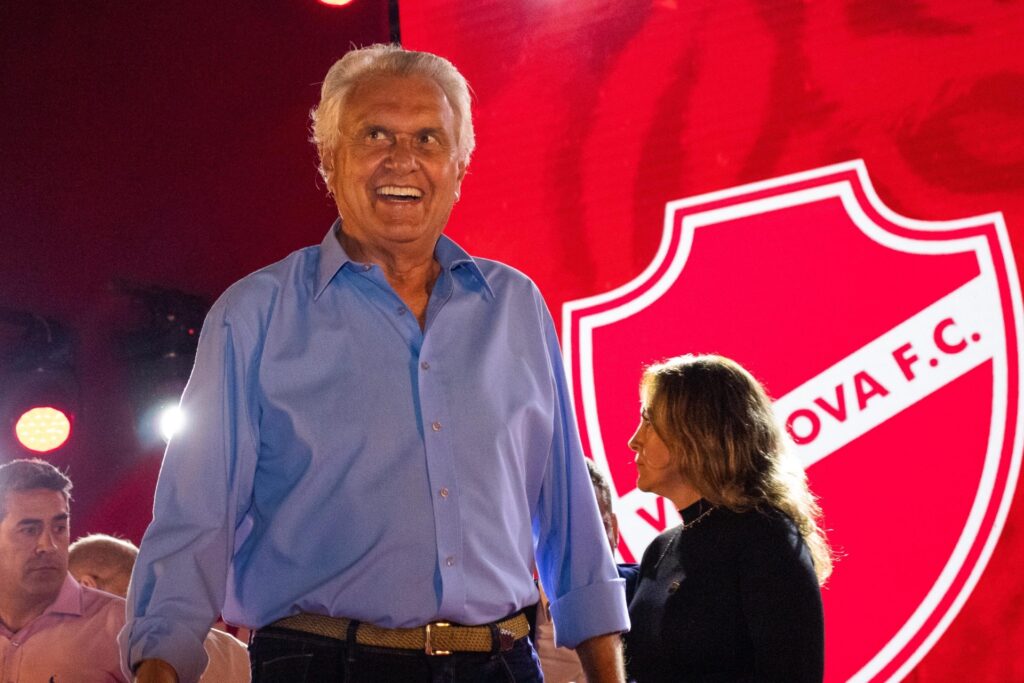 Caiado assina nesta terça-feira projeto para doação de área ao Vila Nova