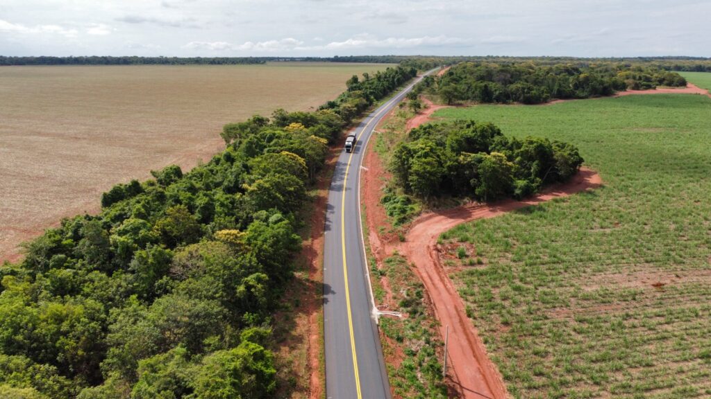 Governo de Goiás conclui restauração da GO-184 na região de Aporé