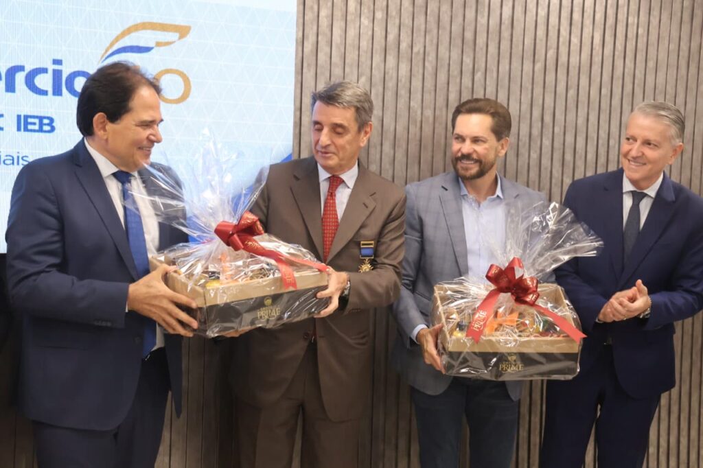 Marcelo Baiocchi, Alessandro Cortese e Bruno Peixoto (Foto: Leoiran)
