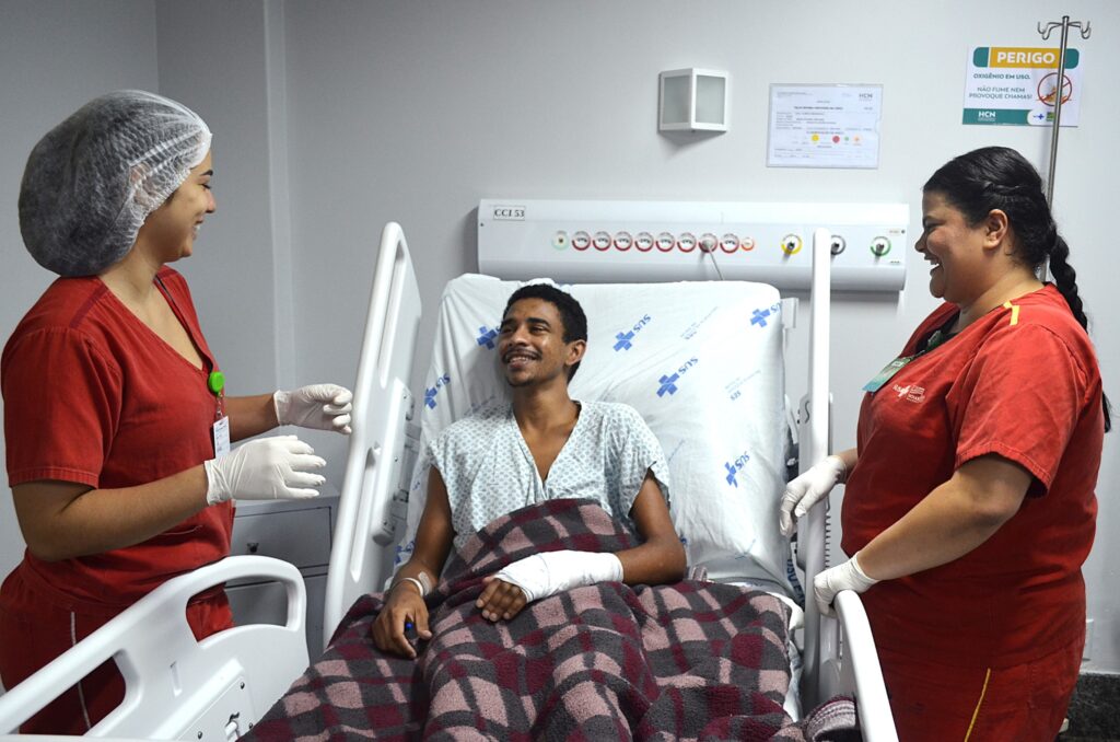 Hospital do Centro-Norte Goiano atinge marca de 500 mil atendimentos em Uruaçu