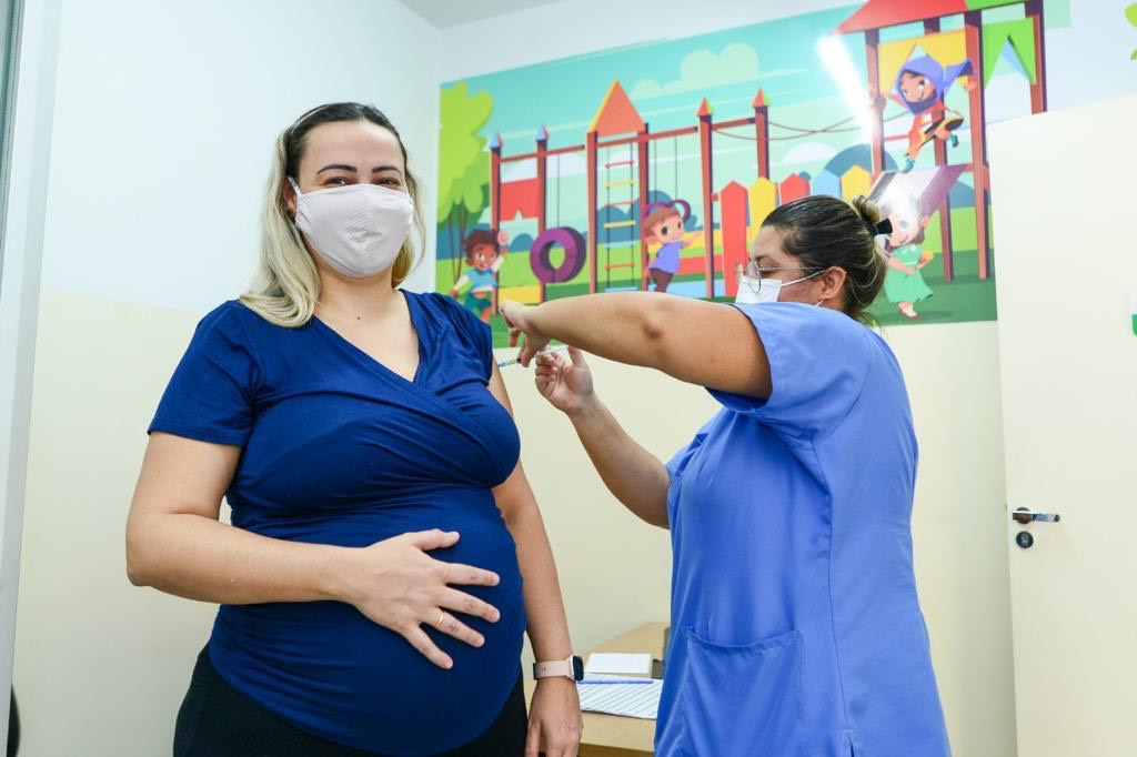 Goiânia aplica mais de mil doses da vacina contra bronquiolite