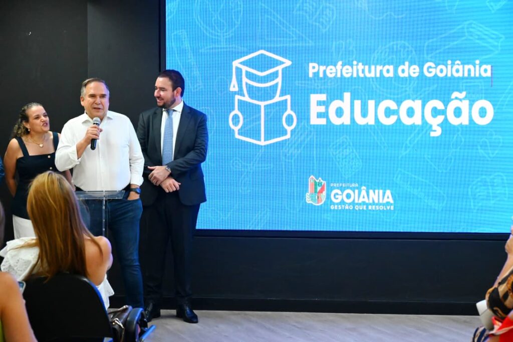 Mabel anuncia R$ 62 milhões extras para unidades educacionais de Goiânia