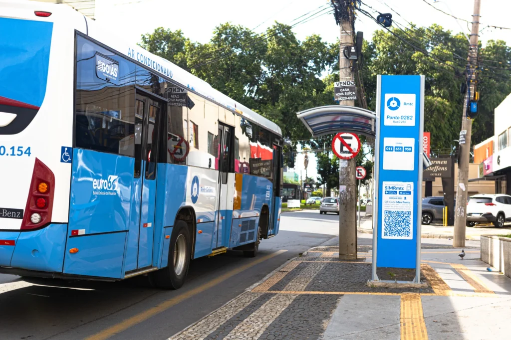 Câmara aprova obrigatoriedade de instalação de abrigos em pontos de ônibus de Goiânia 
