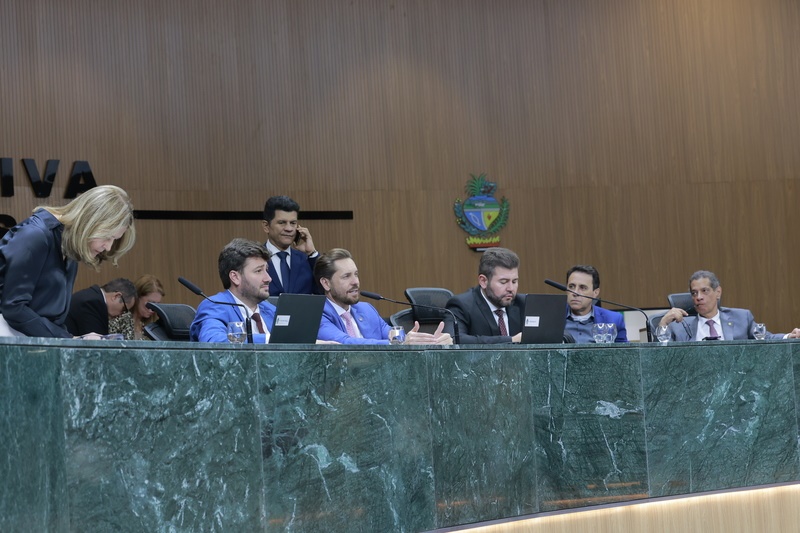 Legislativo goiano carimba marco fiscal e ajustes para adesão ao Propag