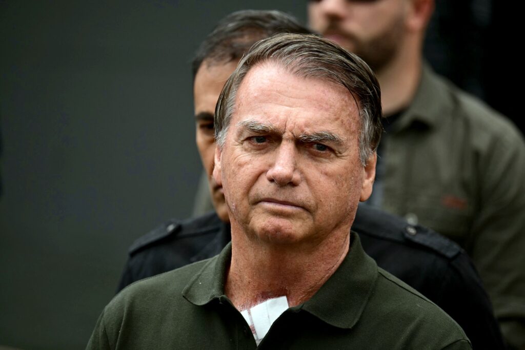 PGR dá parecer favorável à prisão domiciliar de Bolsonaro