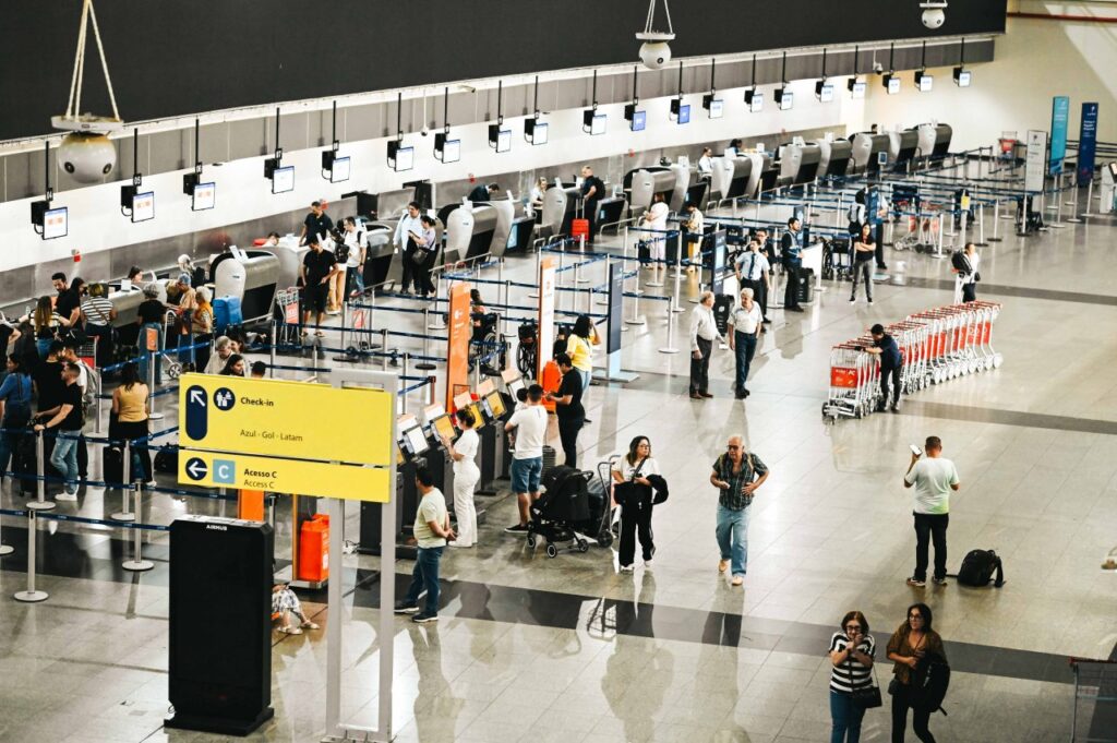 Aeroporto de Goiânia tem 14 voos cancelados por conta de rajadas de vento em SP