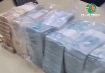 Casal é preso em Goiânia com quase um milhão de reais em dinheiro