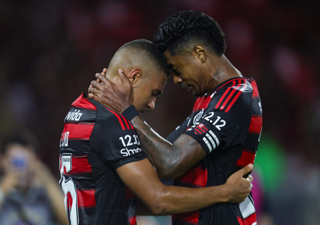 Flamengo derrota o Ceará e comemora título do Campeonato Brasileiro de 2025