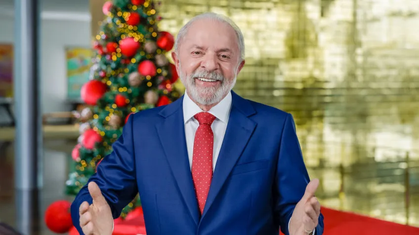 Lula defende fim da escala 6×1 sem redução de salário em pronunciamento de Natal