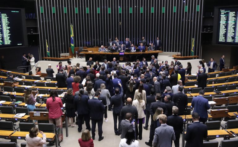 Deputados federais goianos gastam R$ 7 milhões com cota parlamentar em 2025