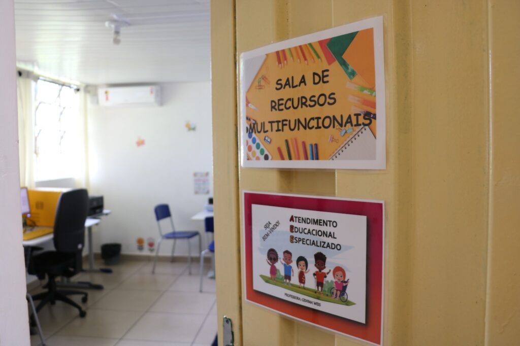Prefeitura de Goiânia amplia políticas de inclusão na Rede Municipal de Educação