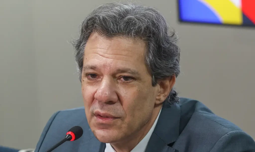 Haddad propõe que Banco Central fiscalize fundos de investimentos