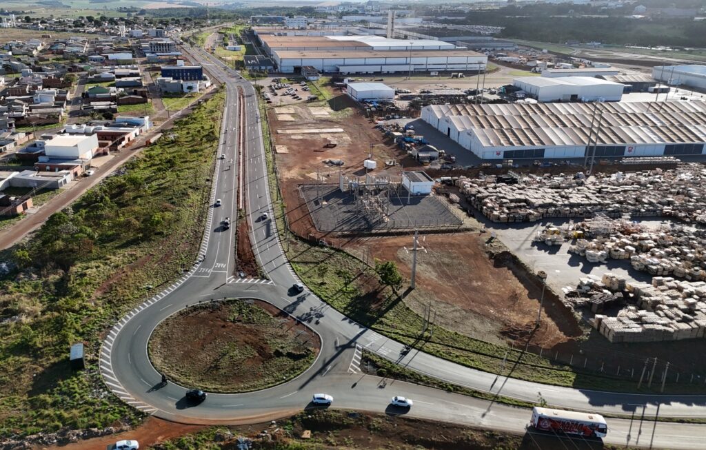 Governo de Goiás expande frentes de trabalho nas rodovias em 2026