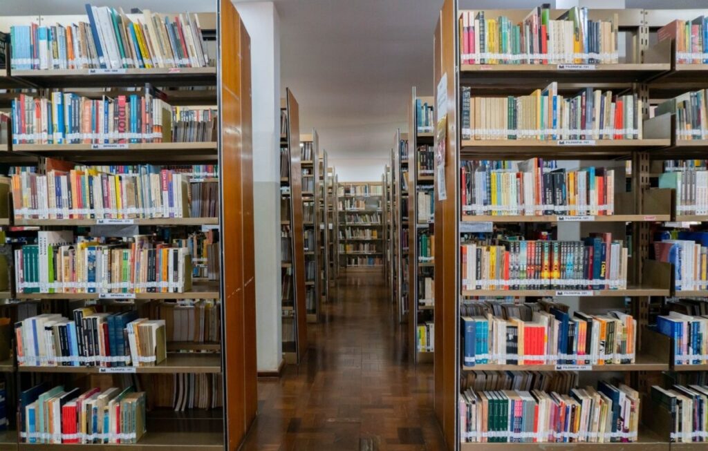 Biblioteca Pio Vargas fecha 2025 com 20 mil atendimentos em Goiânia