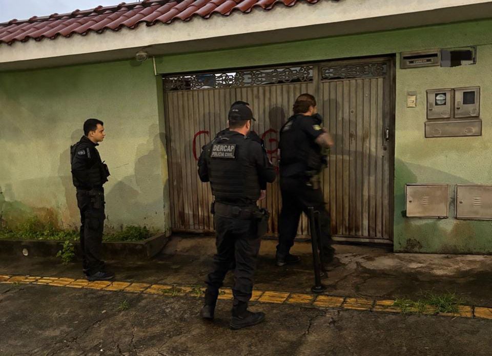 Polícia Civil deflagra operação contra esquema de tráfico de drogas em Goiânia e Trindade