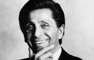 Morre Valentino Garavani, famoso estilista italiano, aos 93 anos