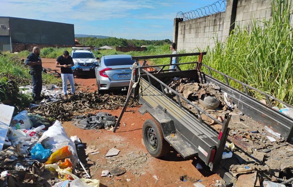 GCM de Aparecida flagra descarte irregular de entulho no Buriti Sereno