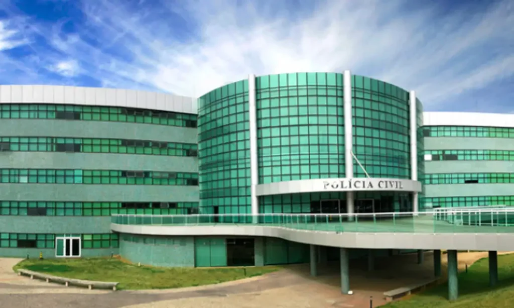 Polícia prende técnicos de enfermagem suspeitos de matar pacientes no Distrito Federal