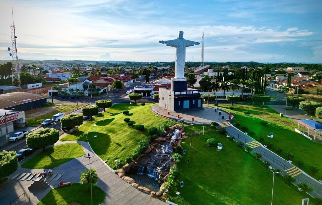 Criança de 3 anos é ferida no ombro durante briga entre os pais em Morrinhos