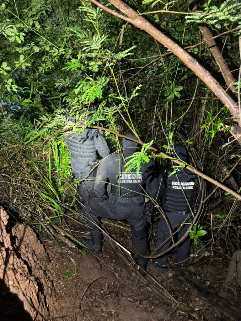 Síndico de condomínio e filho dele são presos por morte de corretora em Caldas Novas