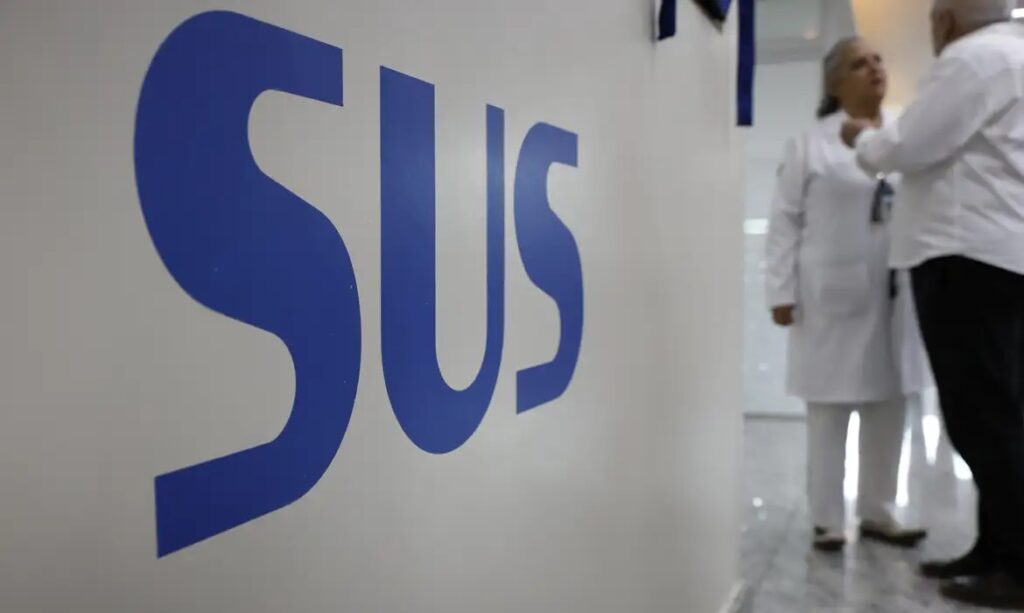 Prazo para adesão ao Mais Médicos Especialistas termina neste domingo (25/1)