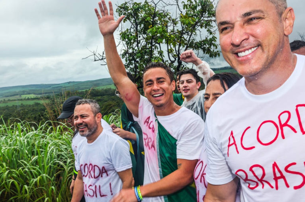Na reta final de sua caminhada, Nikolas Ferreira avalia que ato ‘já atingiu seu objetivo’