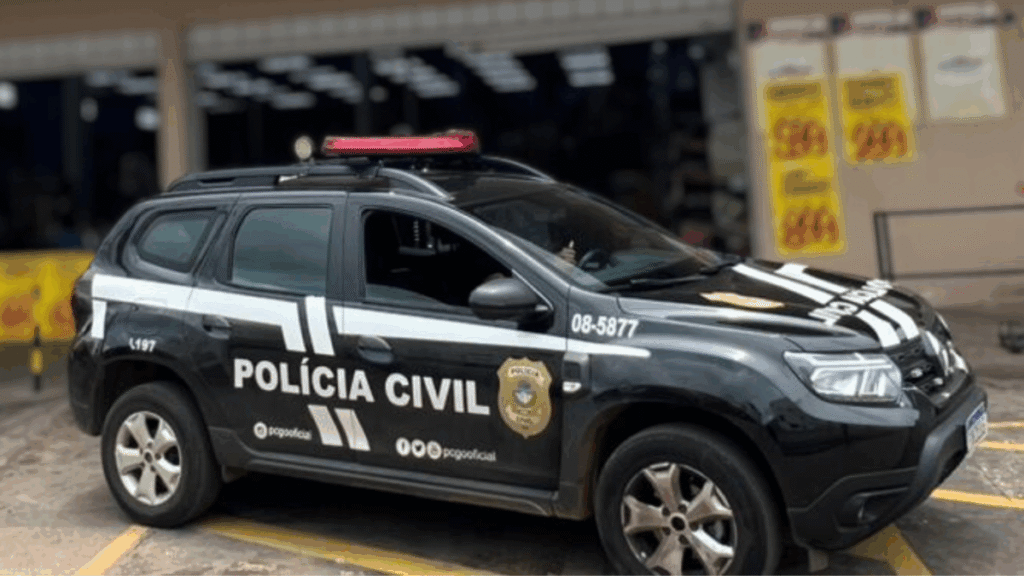 Dono de supermercado é preso após Polícia Civil flagrar ratos sobre pães em Aparecida de Goiânia; veja vídeo