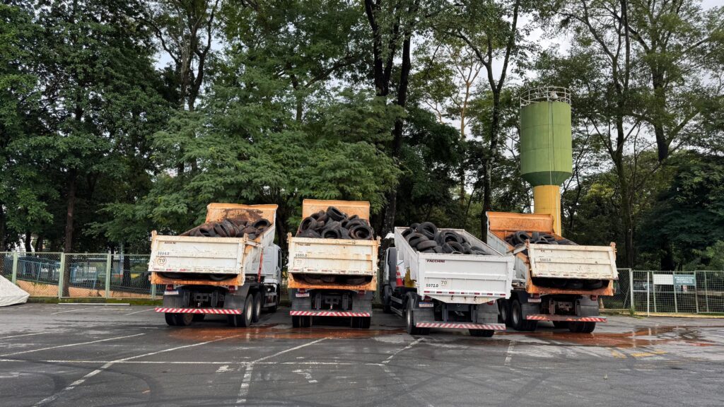 Amma recolhe em Goiânia 15 toneladas de pneus inservíveis durante Dia D de combate à dengue