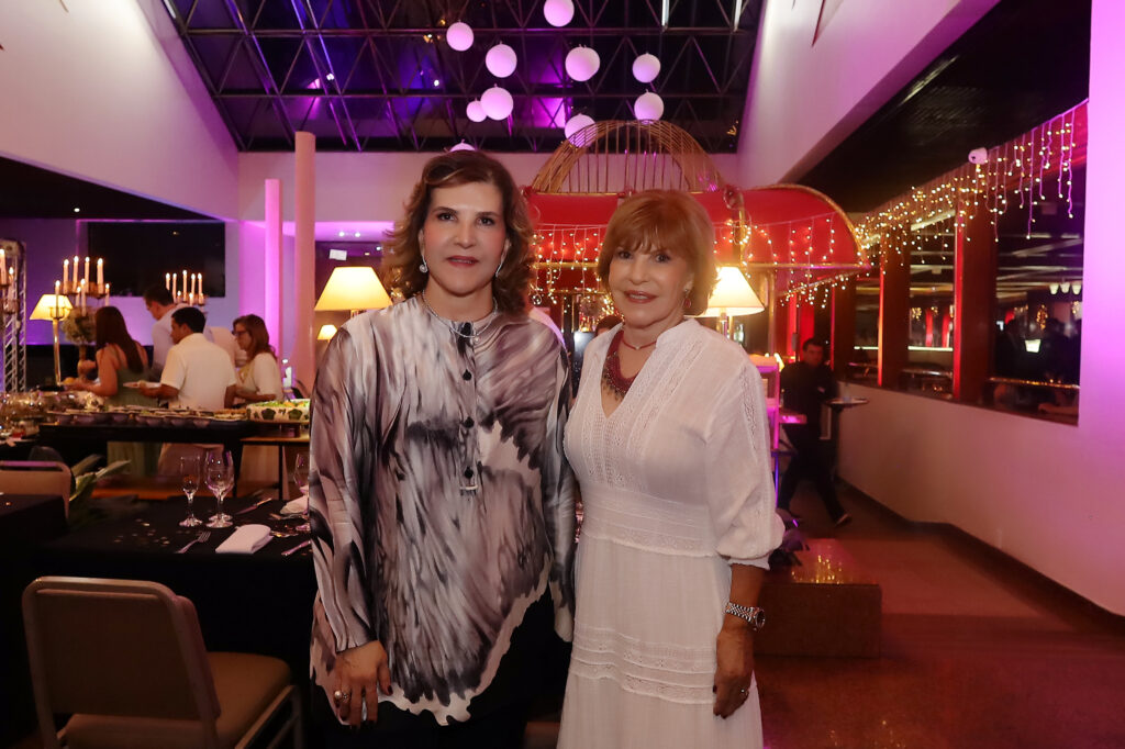 Goianienses celebram a chegada de 2026 no Réveillon do Castro’s Park Hotel; veja como foi