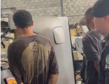 Policiais da Rotam fecham desmanche, recuperam veículos furtados e prendem dois suspeitos em Goianira