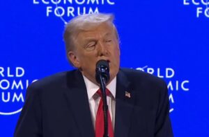 Trump diz que não usará força sobre Groenlândia, mas reforça desejo pela ilha