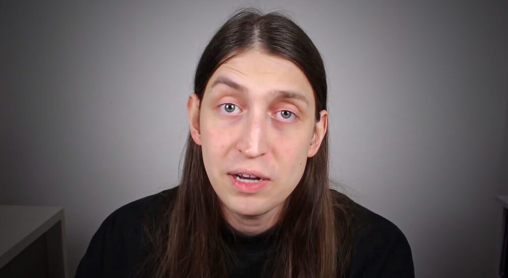 Felca é alvo de ameaças e protestos após proibição de chat em jogo infantil