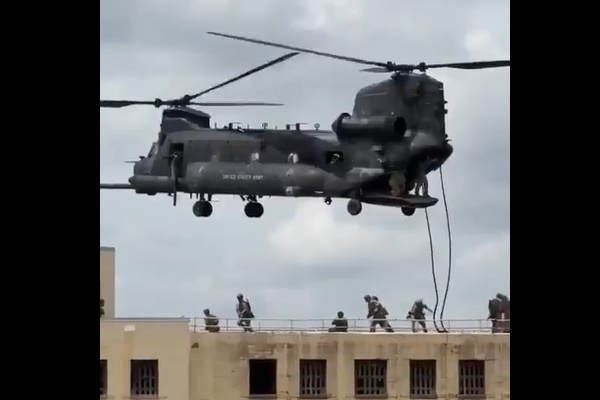 Conheça o poderio militar dos EUA usado contra Maduro na Venezuela