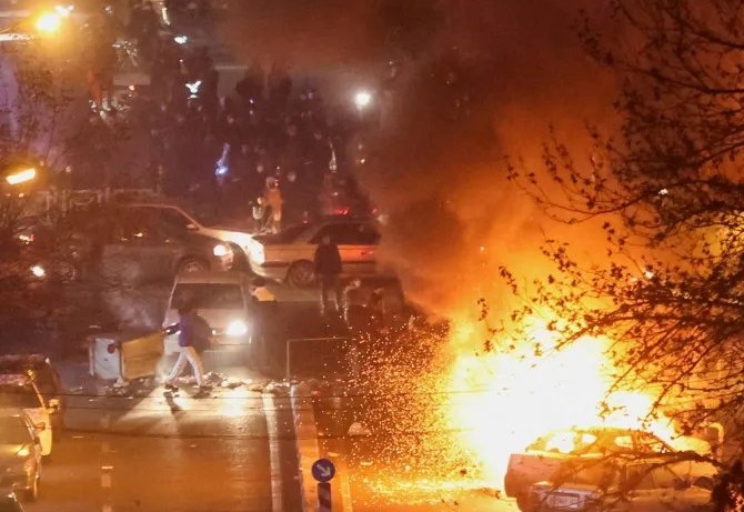 Irã: número de mortos em protestos contra o governo passa dos 6 mil