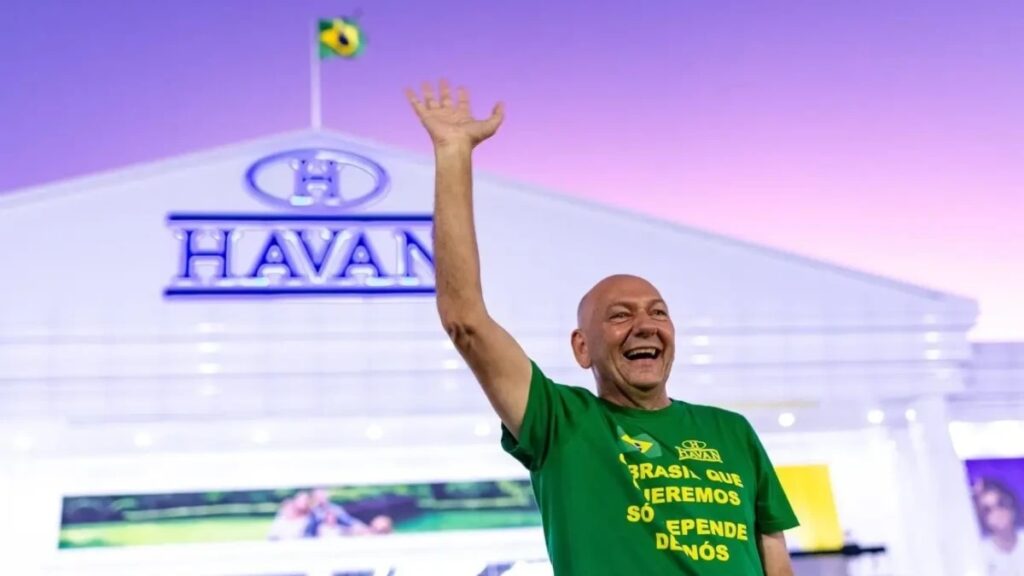 A convite de Mabel, empresário Luciano Hang vai pintar viaduto Iris Rezende em Goiânia 