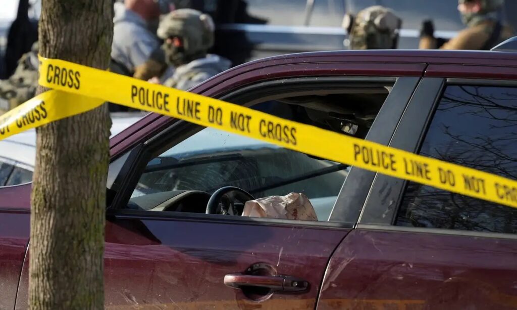 Agente de imigração mata mulher em Minneapolis nos EUA