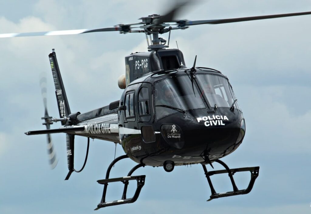 Caiado inicia semana com entrega de quatro helicópteros para forças de Segurança de Goiás