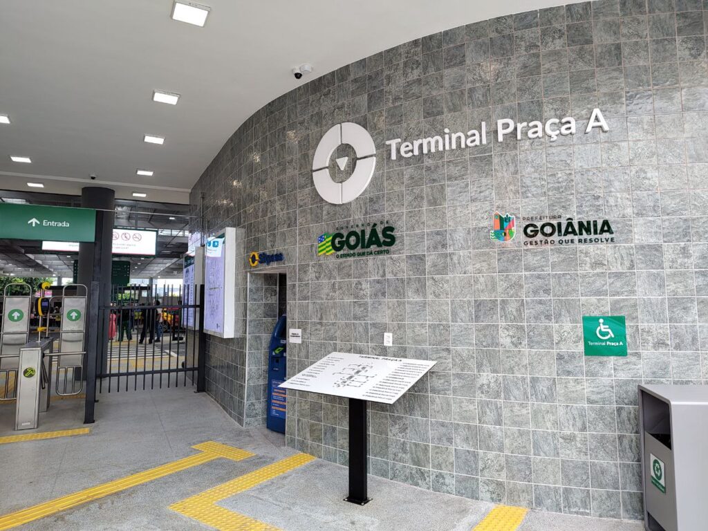 Entrada do novo terminal Praça A (Foto: José Abrão/A Redação)