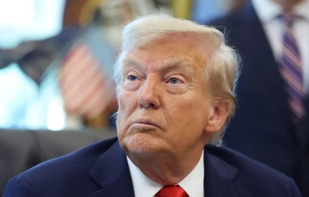 Governo Trump anuncia a saída imediata de 700 agentes de imigração de Minnesota