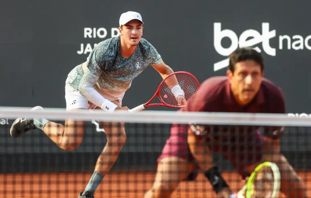 João Fonseca e Marcelo Melo avançam para semifinal do Rio Open