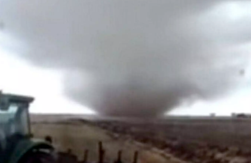 RS registra 2 tornados em 4 dias e Defesa Civil mantém alerta para tempestades